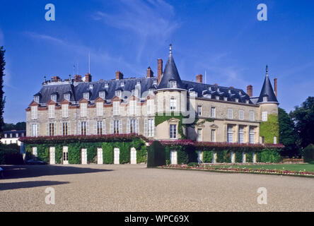 Das Schloss Rambouillet Rambouillet steht im gleichnamigen Ort etwa 50 Kilometer südwestlich von Paris in Frankreich. Erbaut wurde es im Jahr 1368 von Stockfoto