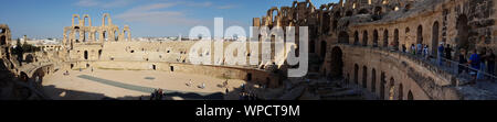 Ausflug zum römischen Amphitheater von El Jem Stockfoto