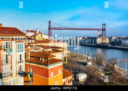 Vizcaya Brücke (Puente Colgante) ist die älteste Schwebefähre 1893 gebaut und UNESCO-Weltkulturerbe, Portugalete, Baskenland, Spanien Stockfoto