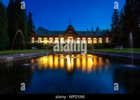 Mountain spa Karlova Studánka in der Tschechischen Republik. Stockfoto