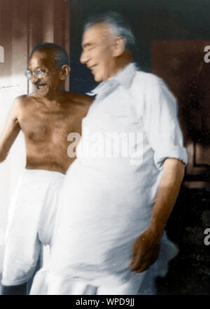 Mahatma Gandhi mit Dr. Hermann Kallenbach, Indien, Asien, Juni 1937 Stockfoto