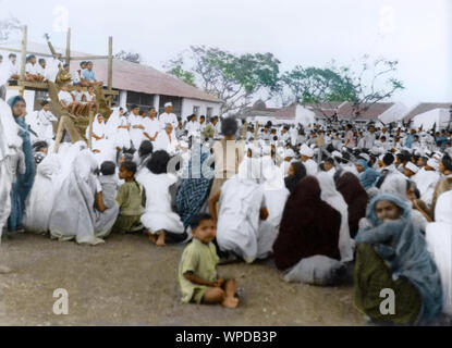 Mahatma Gandhi und Sardar Vallabhbhai Patel Gebetsversammlung, Rajkot, Gujarat, Indien, Asien, März 1939 Stockfoto