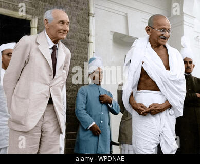 Mahatma Gandhi mit Herrn Pethick Lawrence, Delhi, Indien, Asien, Mai, 1946 Stockfoto