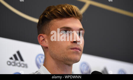 Joshua Kimmich (Deutschland). GES/Fussball/EM-Qualifikation: Pressekonferenz der deutschen Nationalmannschaft in Belfast 08.09.2019 Fußball: Europäische Qualifier: Pressekonferenz der deutschen Nationalmannschaft, Belfast, September 8, 2019 | Verwendung weltweit Stockfoto