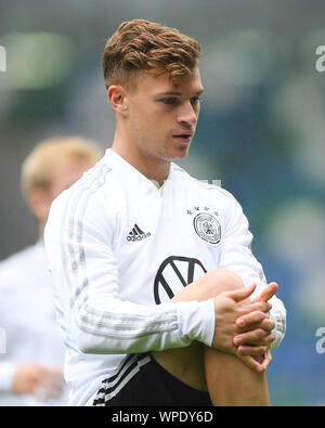 Joshua Kimmich (Deutschland). GES/Fussball/EM-Qualifikation: Die Ausbildung der Deutschen Nationalmannschaft in Belfast 08.09.2019 Fußball: Europäische Qualifier: Schließen Training der Deutschen Nationalmannschaft, Belfast, September 8, 2019 | Verwendung weltweit Stockfoto