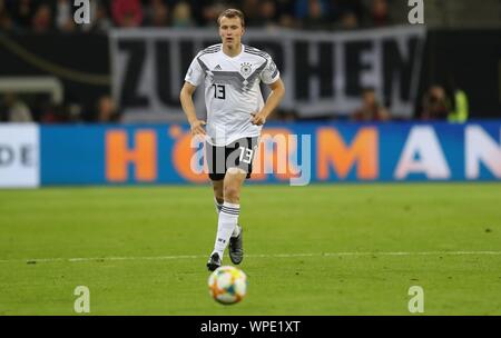 Hamburg, Deutschland. 06 Sep, 2019. firo: 06.09.2019 Fußball Fußball:, 2019/2020 EURO: EM Qualifikation: Nationalmannschaft Deutschland - Holland, Niederlande Single Action, Lukas Klostermann | Verwendung der weltweiten Kredit: dpa/Alamy leben Nachrichten Stockfoto