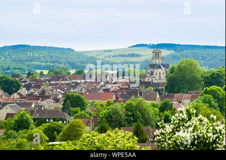 Essoyes (nord-östlichen Frankreich): Dorf am Ufer des Flusses Ource, einem Nebenfluss der Seine, in der Aube Abteilung. Dorf von Pi Stockfoto