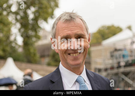 College Green, Westminster, London, Großbritannien. 9. September 2019. Nigel Evans, Britische Konservative Partei Politiker auf College Green. Gemeinsame Executive Sekretär des Ausschusses 1922 seit 2017. Als Mitglied des Europäischen Parlaments für das Ribble Valley in Lancashire serviert seit 1992. Penelope Barritt/Alamy leben Nachrichten Stockfoto