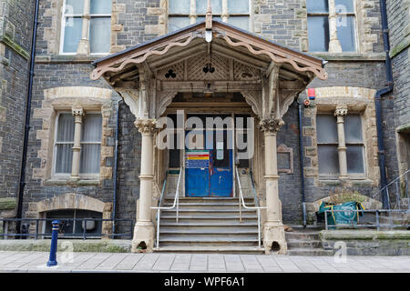 Bild: Die alte Polizeistation in Aberystwyth, Wales, UK. Mittwoch 28. August 2019 Re: Eröffnet 1866, durch die Hafod Hotel Co gebaut als das Queens Hotel; Stockfoto