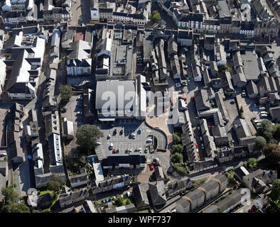 Luftaufnahme der Stände, Supermarkt in Kendal, Cumbria, Großbritannien Stockfoto