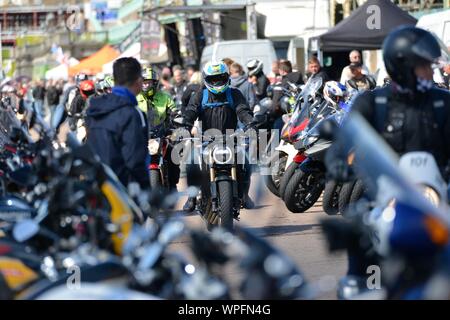 Ace Cafe Reunion 2019 Brighton Burn up bei Madeira Drive. Bild: Terry Applin Stockfoto