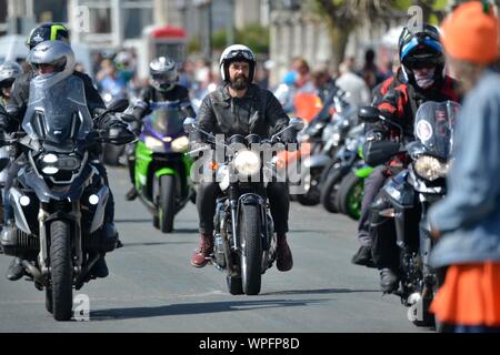 Ace Cafe Reunion 2019 Brighton Burn up bei Madeira Drive. Bild: Terry Applin Stockfoto