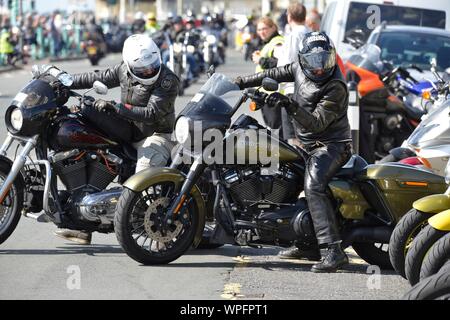 Ace Cafe Reunion 2019 Brighton Burn up bei Madeira Drive. Bild: Terry Applin Stockfoto