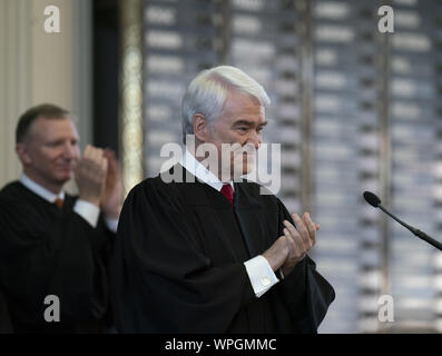 Austin, Texas, USA. 6. Sep 2019. Texas Oberrichter Nathan Hecht spricht zu den Gästen bei der Einsetzung von Brett Busby von Houston zu den Texas Supreme Court an Sept. 6, 2019. Us-Justiz verbinden Neil Gorsuch führte die Zeremonie für Gerechtigkeit Busby. Credit: Bob Daemmrich/ZUMA Draht/Alamy leben Nachrichten Stockfoto