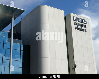 Cardiff, Großbritannien: 19. August 2019: BBC Cymru Wales ist eine Abteilung der BBC. 1964 gegründet, BBC Cymru Wales in Cardiff. Stockfoto