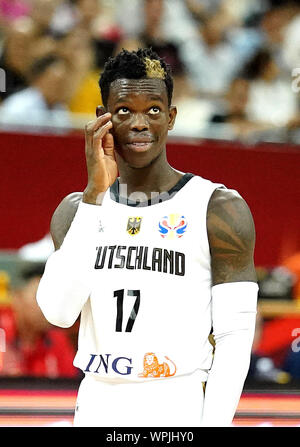 Shanghai, China. 9 Sep, 2019. Dennis Schröder in Deutschland reagiert während der Gruppe P Match zwischen Deutschland und Kanada an der FIBA WM 2019 in Shanghai, China, Sept. 9, 2019. Credit: Chen Fei/Xinhua/Alamy leben Nachrichten Stockfoto