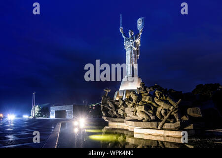 Kiew, Kiew: Rodina Mat (Mutterland Denkmal), Kiew, Ukraine Stockfoto