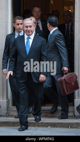 Whitehall, London, UK. 10. September 2015. Benjamin Netanjahu Blätter Downing Street nach Gesprächen mit David Cameron. Stockfoto