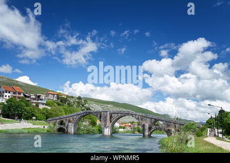 Die Arslanagic Brücke, Sarajevo, Bosnien und Herzegowina. Stockfoto