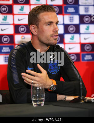 England's Jordan Henderson während einer Pressekonferenz auf St. Mary's, Southampton. Stockfoto