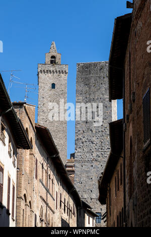 Blick auf die Altstadt von der Cugnanesi Turm und die Torre Grossa, San Gimignano - Siena, Italien Stockfoto