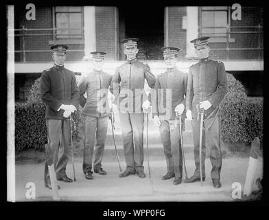 Lt Jno. H. Wallace, Kapitän Jno. W. Downer, Maj. Fred' k T. Austin, Lt Benj. E. Calte, Lt Harold C. Vandermier Stockfoto