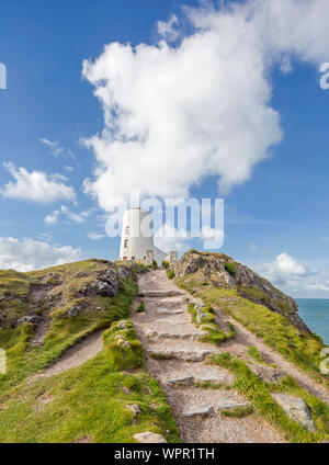 Tŵr Mawr Leuchtturm auf llanddwyn Island", Welsh, Ynys Llanddwyn", Teil von staplehurst Warren National Nature Reserve, Anglesey, North Wales, UK Stockfoto