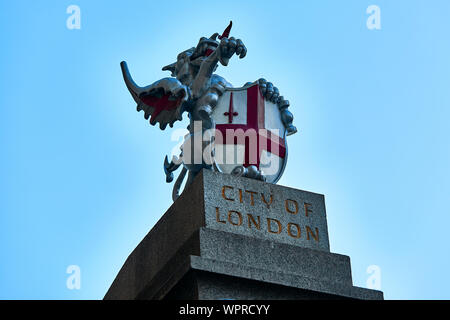 London, England - September 1, 2019: Einer der Drachen Grenzmarkierungen, die die Grenzen der Stadt London. Dies ist einer von zwei, die in der s Stockfoto