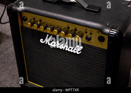 Anaheim, California, USA - 01-19-2020: Ein kleiner Marshall-Gitarrenverstärker. Stockfoto