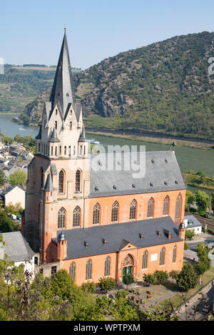 Ein Blick auf die Liebfrauenkirche in Oberwesel, am Rhein, Deutschland Stockfoto