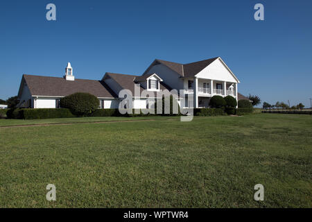 Main House at Southfork Ranch in Parker, Texas, nördlich von Dallas, wo zwei Durchläufe der beliebten TV-Show Dallas gefilmt wurden Stockfoto