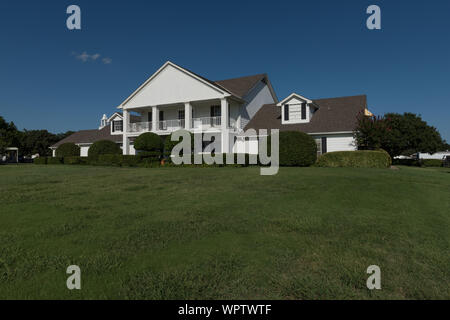 Main House at Southfork Ranch in Parker, Texas, nördlich von Dallas, wo zwei Durchläufe der beliebten TV-Show Dallas gefilmt wurden Stockfoto