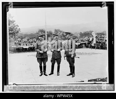 Generalmajor E.M. Lewis, Brig. Gen. R.P. Davis und Brig. Gen. V.A. Mosley, Fort Shafter, Hawaii Stockfoto