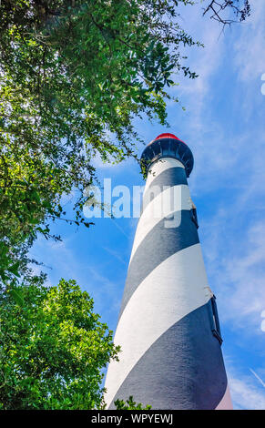 Der St. Augustine Leuchtturm wird dargestellt, Sept. 6, 2019, in St. Augustine, Florida. Der Leuchtturm, erbaut im Jahre 1874, ist immer noch in Betrieb. Stockfoto