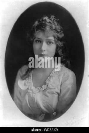 Mary Pickford, Brustbild, Vorderseite] / Marceau Stockfoto