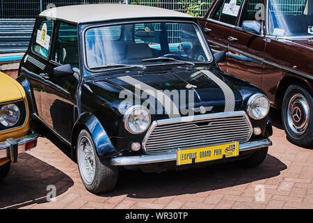 Alte vintage elegante schwarze abgestreift Mini-Markierung Vl Auto Stockfoto