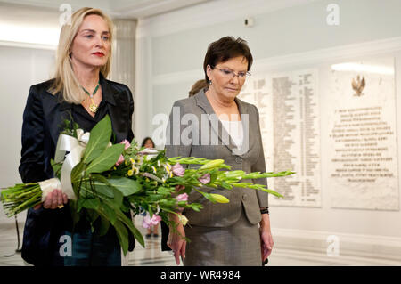 Sharon Stone Besuche polnische Parlament am 22. Oktober auf dem Weltgipfel von Friedensnobelpreisträgern. 13 Weltgipfel von Friedensnobelpreisträgern ist Ta Stockfoto