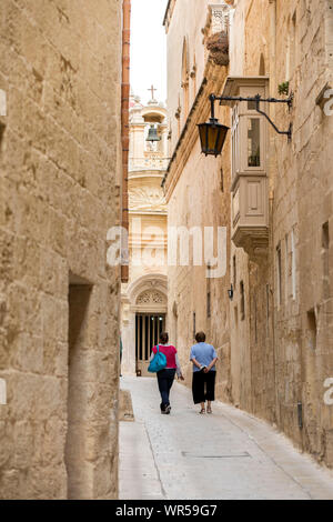 Die alte Hauptstadt der Malte, Mdina, auf einer Hochebene im Zentrum der Insel, engen Gassen, Stockfoto