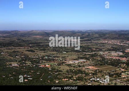 Luftaufnahme der Vorstädte Umgebung Hartebeespoort Dam, Südafrika Stockfoto