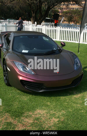 McLaren MP4-12C im Concours, Sun City, Südafrika Stockfoto