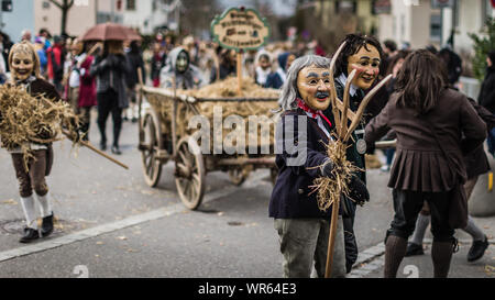 Mössingen, Baden-Württemberg, Deutschland. Februar 4, 2018. Historische fasnet Karneval in Mössingen, Baden-Württemberg, Deutschland. Stockfoto