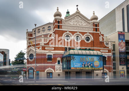 Belfast, Nordirland, Großbritannien, 31. Juli 2019: Das Grand Opera House Theater im Zentrum der Stadt in Belfast, UK. Stockfoto