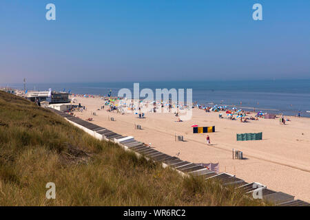 Der Strand in Domburg Auf der Halbinsel Walcheren, Zeeland, Niederlande.der Strand von Domburg in Walcheren, Zeeland, Niederlande. Stockfoto