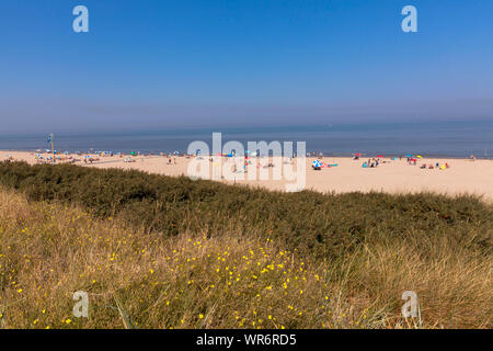 Der Strand in Domburg Auf der Halbinsel Walcheren, Zeeland, Niederlande.der Strand von Domburg in Walcheren, Zeeland, Niederlande. Stockfoto