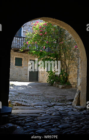 "Das weltweit kleinste Stadt', Hum, in Kroatien Stockfoto