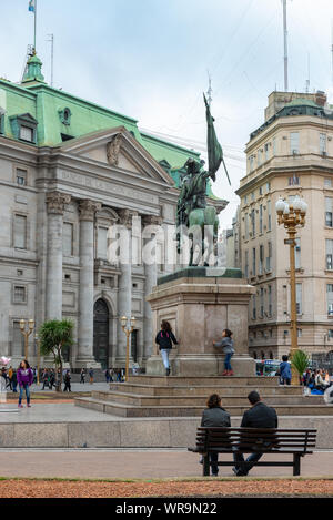 Buenos Aires. Argentinien/07.24.2015. Bank Sitz vor der Plaza de Mayo, in der Stadt Buenos Aires. Stockfoto