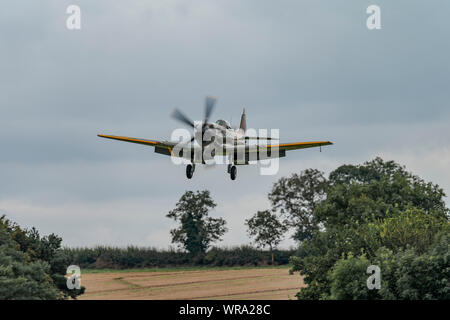 Supermarine Spitfire MV 268 FR XIV G-SPIT Stockfoto