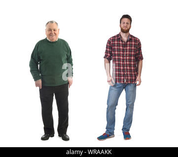 Ein älterer Mann mit einem jungen Mann auf weißem Hintergrund Stockfoto