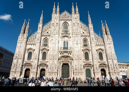 Mailand, Italien - 30. MAI 2019: Mailänder Dom (Mailand Kuppel) einer der am meisten besuchten Sehenswürdigkeiten der Stadt, ist die größte Kirche in Italien Stockfoto