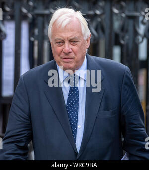 London UK 10. September 2019 Herrn Chris Patten (ehemaliger Gouverneur von Hongkong) am Westminster Abbey für die Trauerfeier für Paddy Ashdown Credit Ian DavidsonAlamy leben Nachrichten Stockfoto